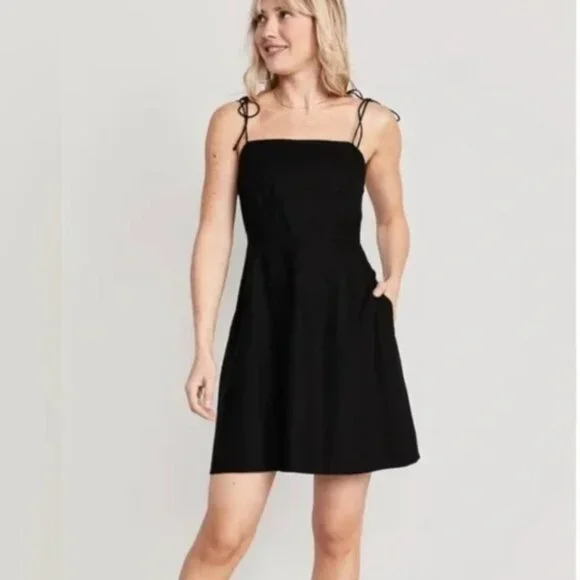 Old Navy Fit & Flare Tie-Strap Mini Dress in Black - Picture 1 of 3